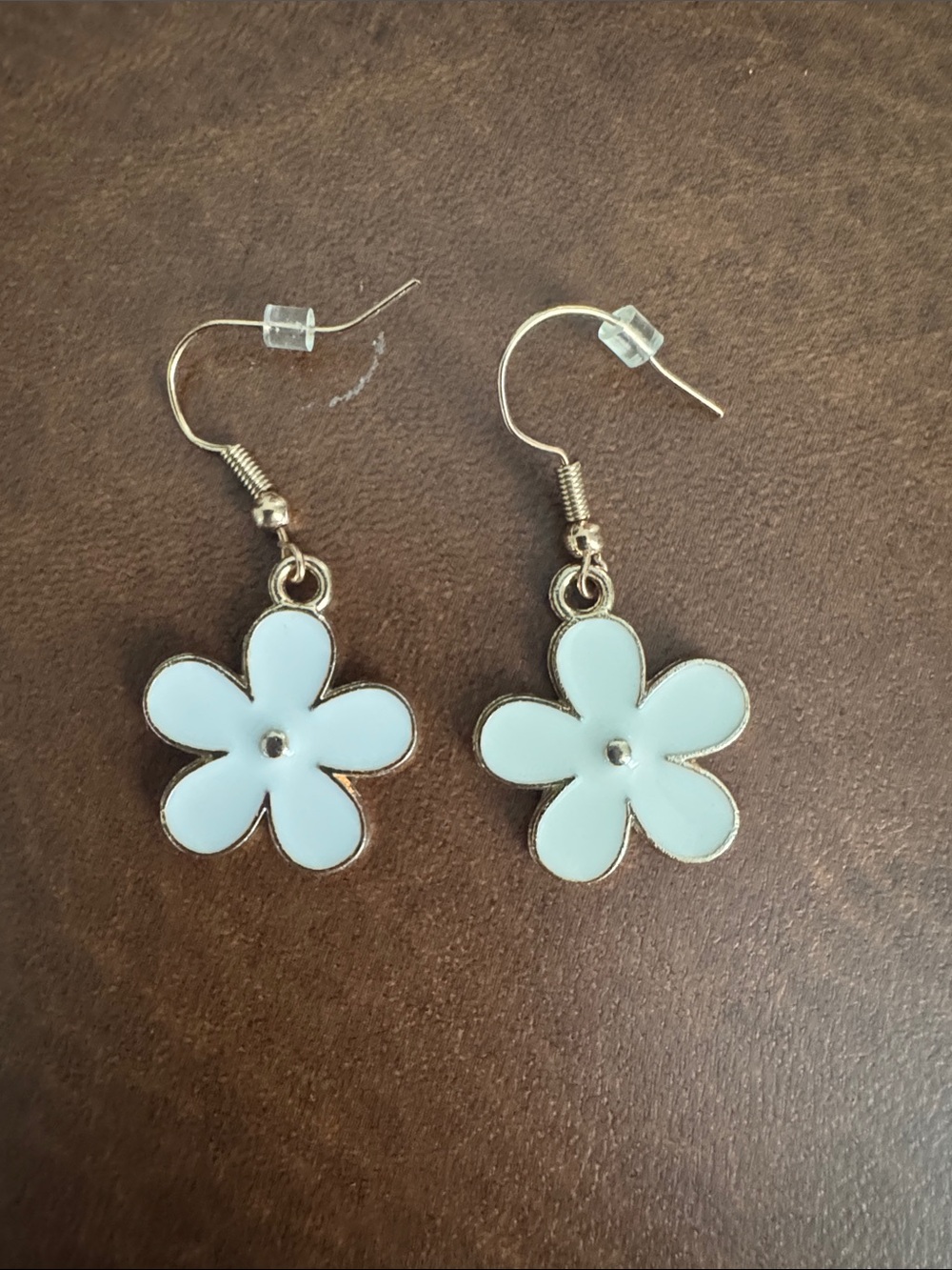 Handmade Dainty White Flower Drop Earrings (Never Worn)